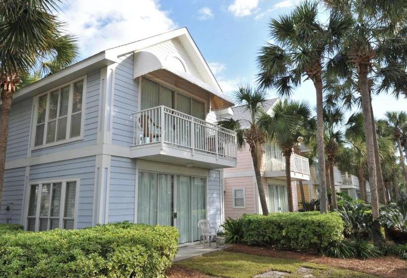 Nantucket Rainbow Cottages
