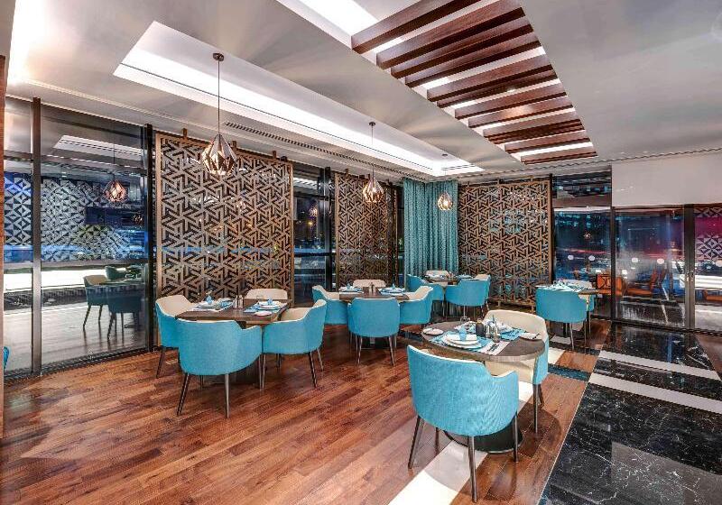 Novotel Sharjah Expo Centre