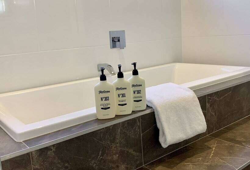 膳宿费 Aabi's At Byron