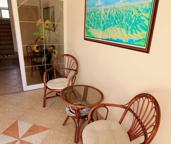 پانسیون Guest House Maxim