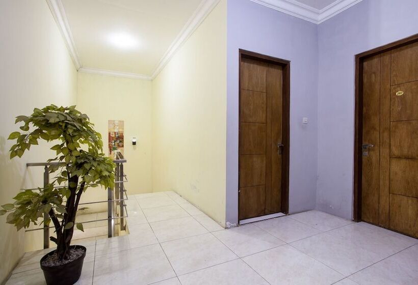 膳宿费 Reddoorz Near Marvell City Mall