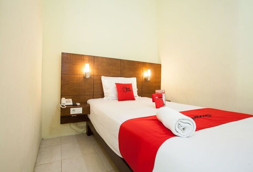 膳宿费 Reddoorz Near Marvell City Mall