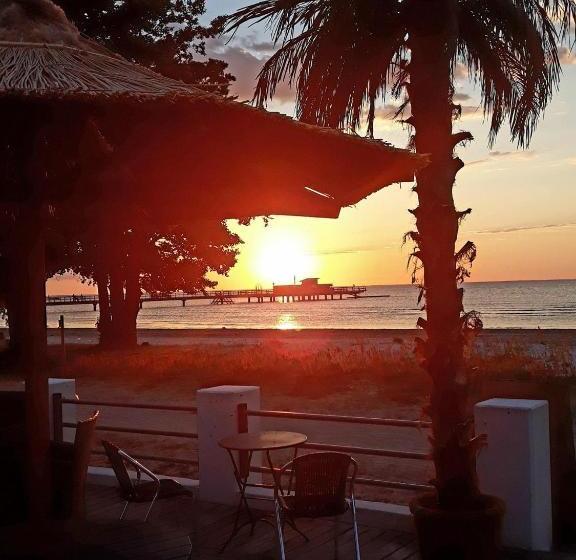 פנסיון Strandbaden Köpingsvik