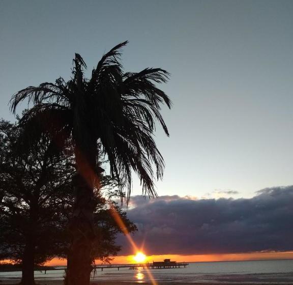 بنسيون Strandbaden Köpingsvik