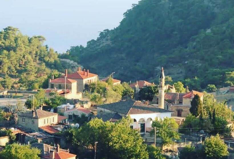 Pensjonat Zeushan Kucuk Otel