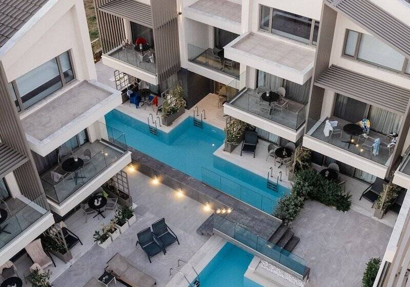 Serenity Suites