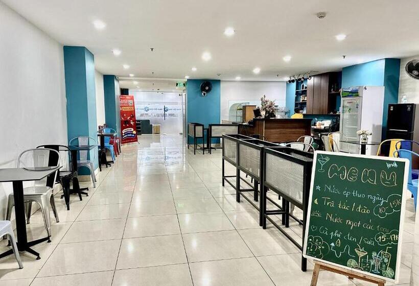 The Jade Hotel Near Tan Son Nhat Airport