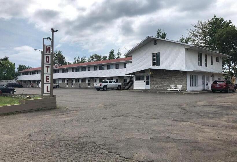 Voyageur Motel
