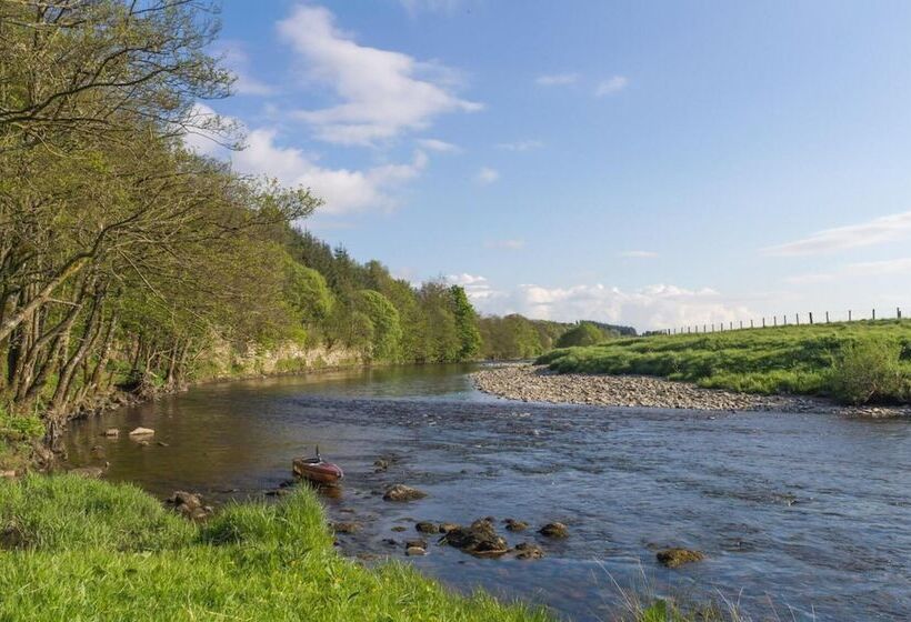 Abbotshaw House   Farm B&b