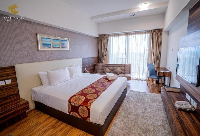 Amerald Resort Hotel Desaru