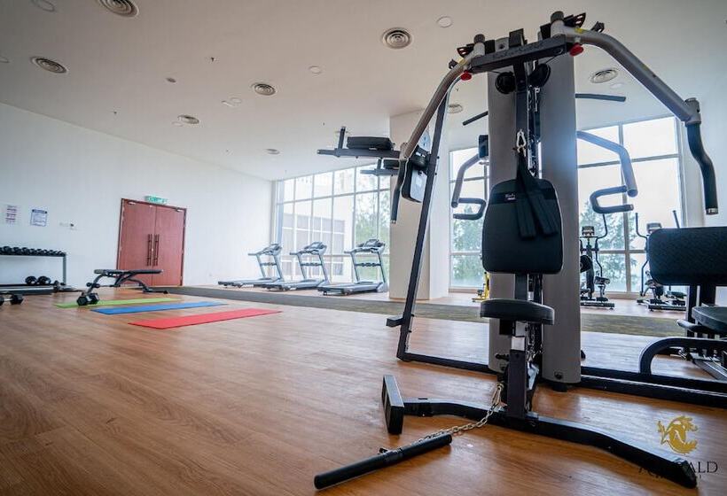 Amerald Resort Hotel Desaru