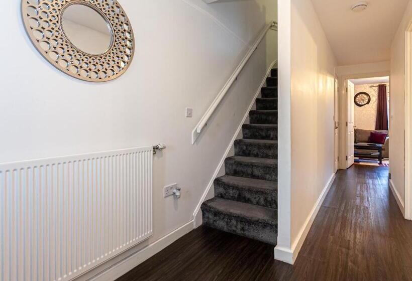 Amersham Park Apartment