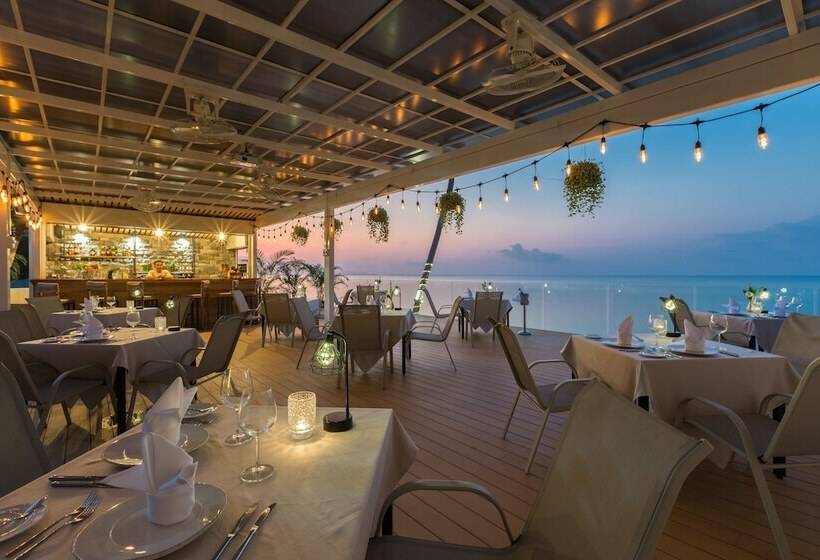 Beachside Villa Baylis