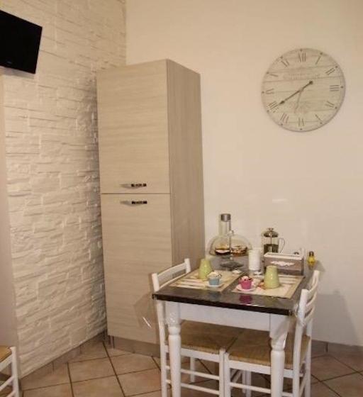 تختخواب و صبحانه Note Di Jesi