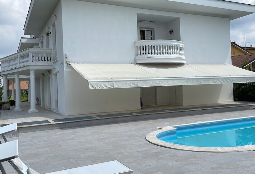 مبيت وإفطار Villa Danieli