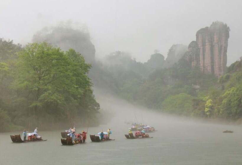 مبيت وإفطار Wuyishan Old Street Hill Lodge