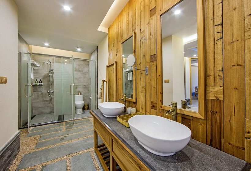 مبيت وإفطار Wuyishan Old Street Hill Lodge