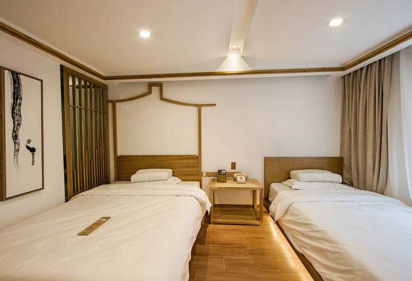مبيت وإفطار Wuyishan Old Street Hill Lodge
