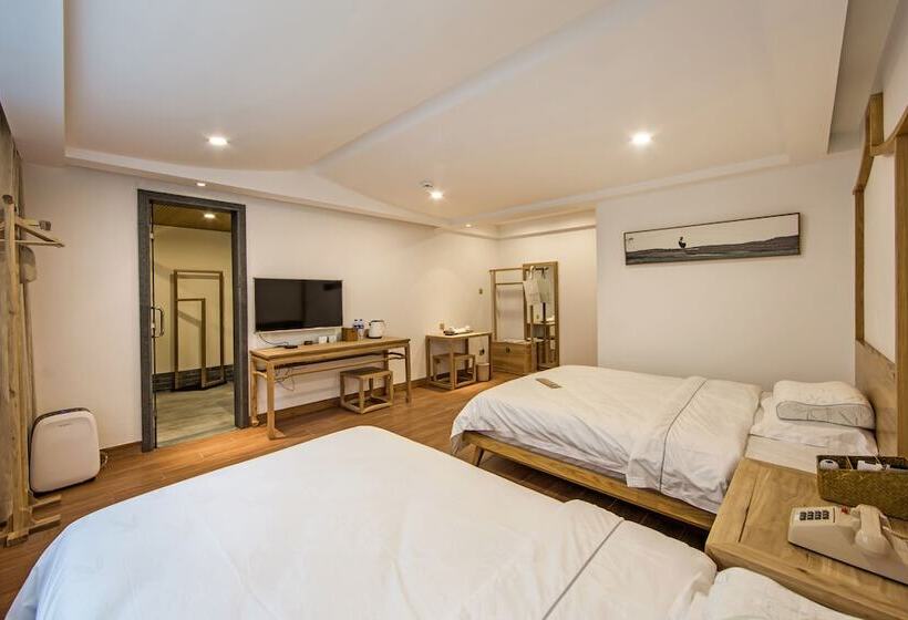 ベッドアンドブレックファースト Wuyishan Old Street Hill Lodge