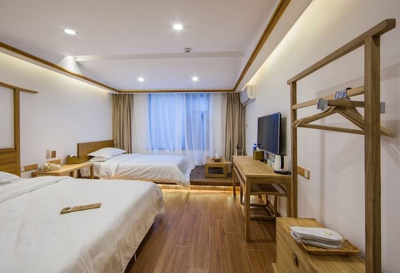ベッドアンドブレックファースト Wuyishan Old Street Hill Lodge