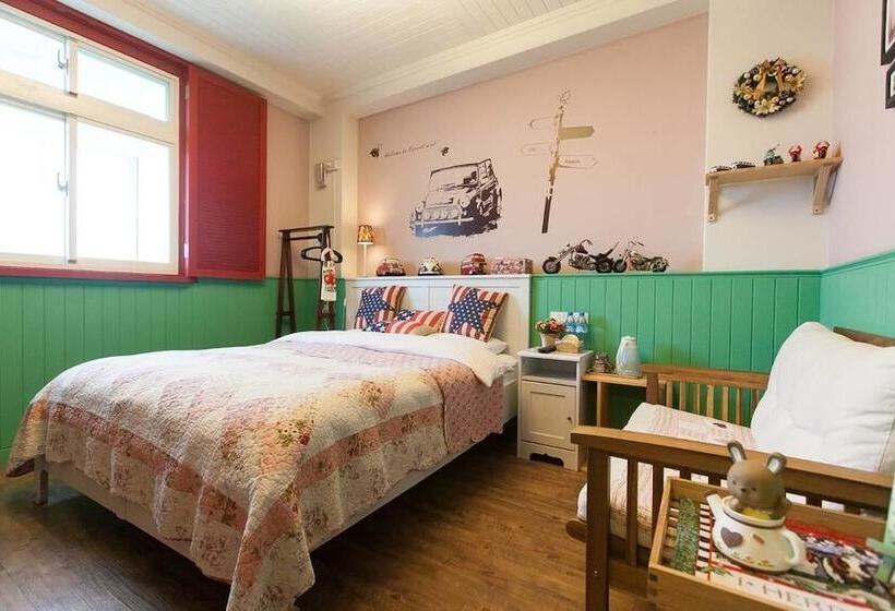 تختخواب و صبحانه Yilan Wind