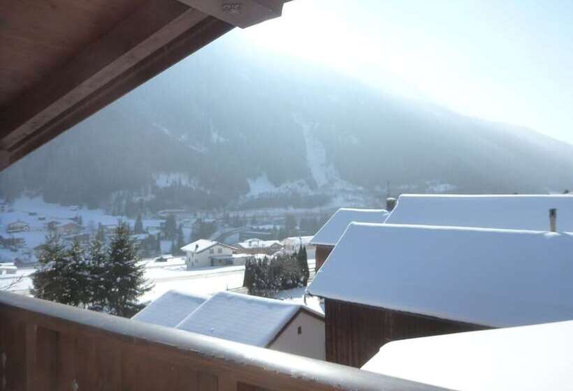 Brunnenhof Apartments