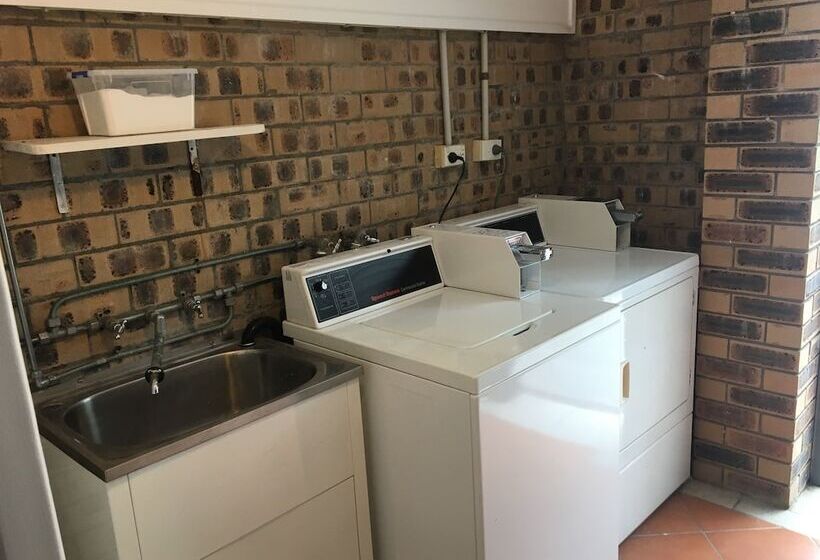 Casa Nostra Motel Mackay