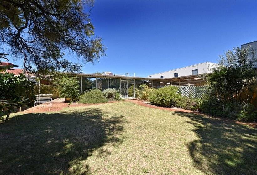 Comfy Home Near Airport & City 2280