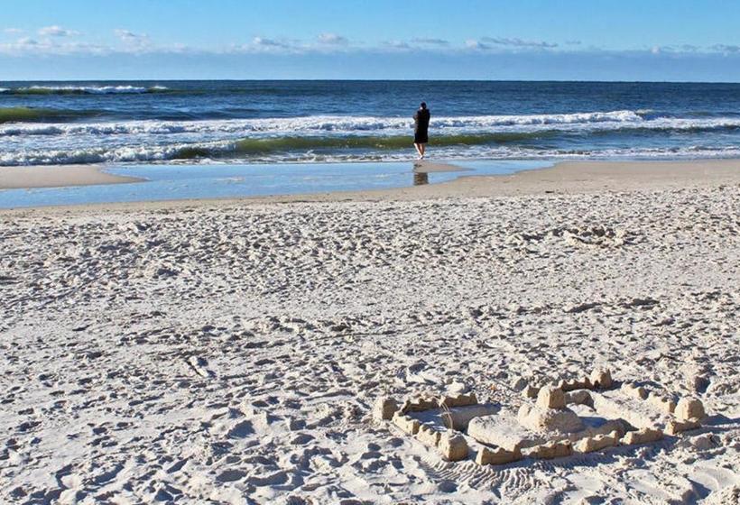 Crystal Shores West By Youngs Suncoast