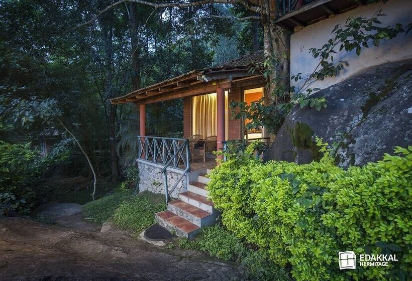 منتجع Edakkal Hermitage