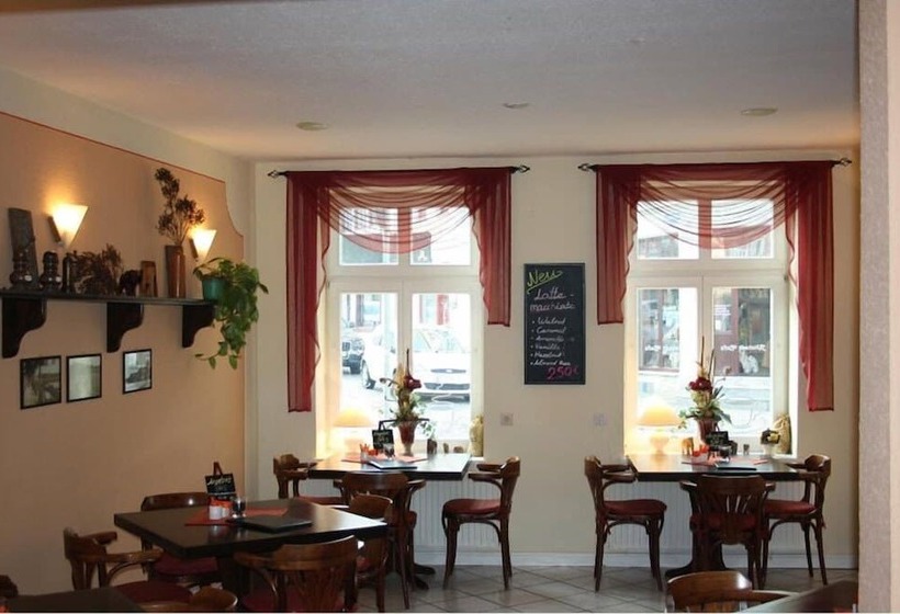 客栈 Altstadtcafé Und Pension