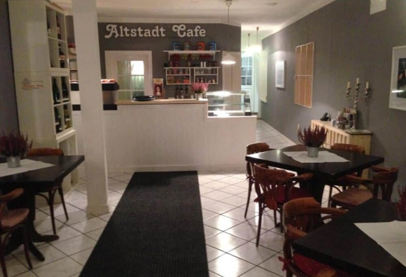 客栈 Altstadtcafé Und Pension