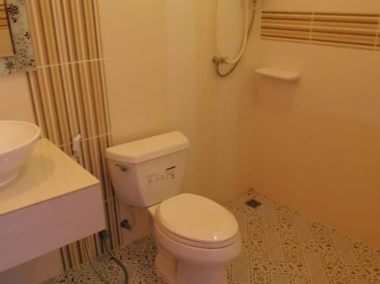 فندق فئة نجمة واحدة Baan Mulan