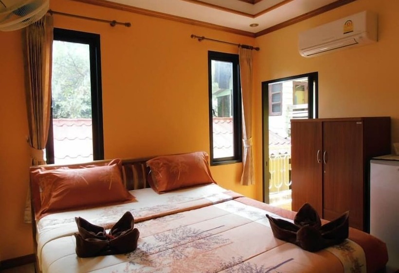 فندق فئة نجمة واحدة Baan Mulan