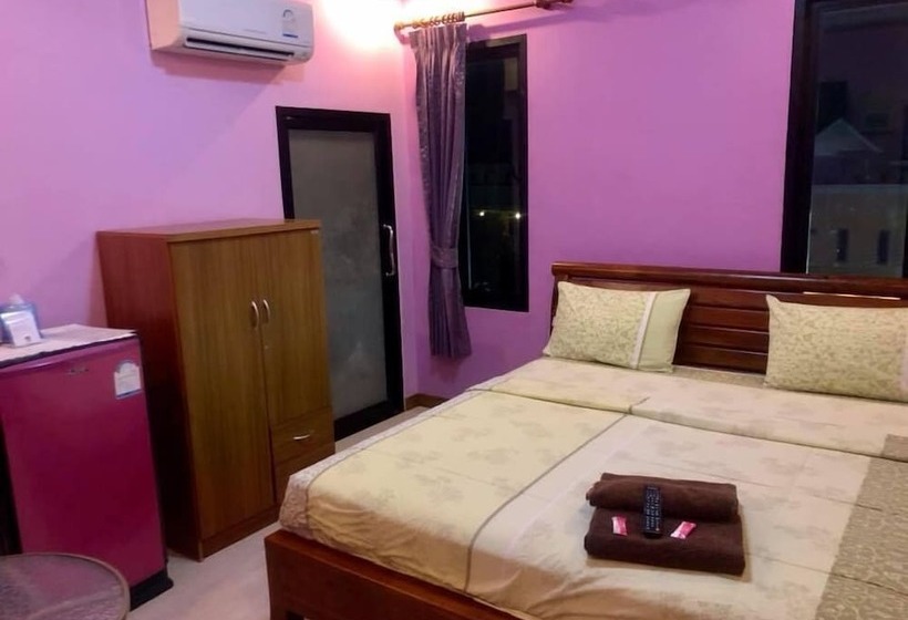 فندق فئة نجمة واحدة Baan Mulan