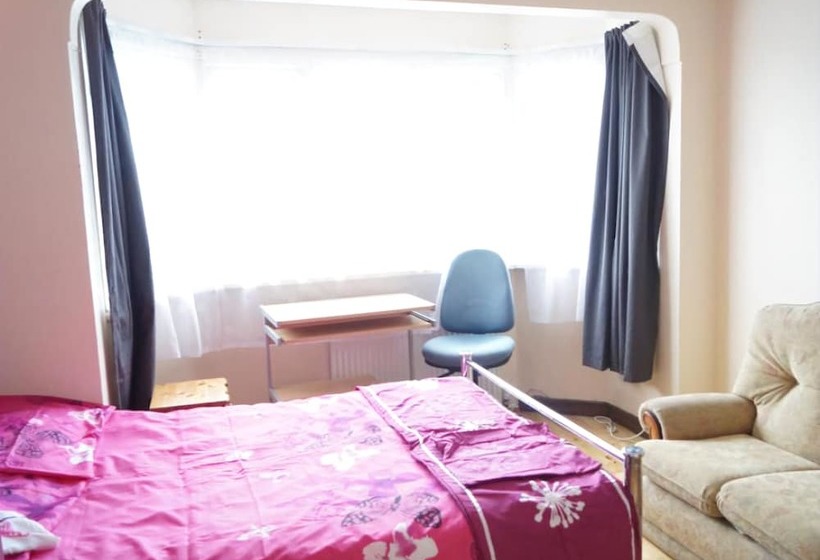 簡易ホテル Chesnut Lodge