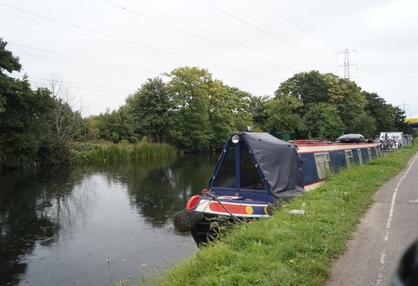 簡易ホテル Chesnut Lodge