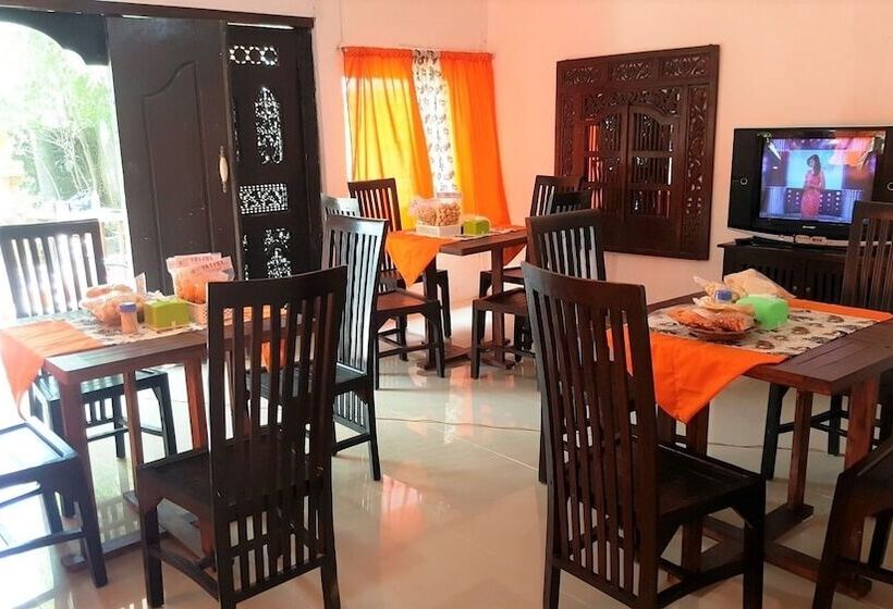 簡易ホテル Chotin