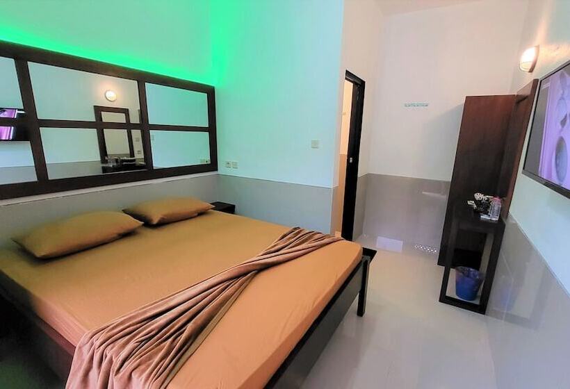 簡易ホテル Chotin