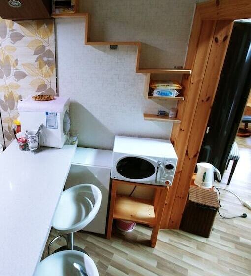 Хостел Geoje Sea Love Pension