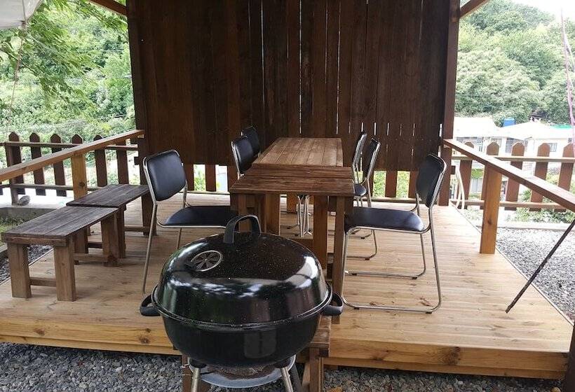 여관 Geoje Sea Love Pension