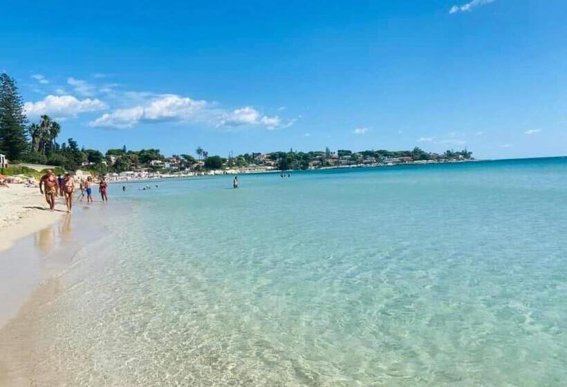 פונדק Le Case Al Quadrato