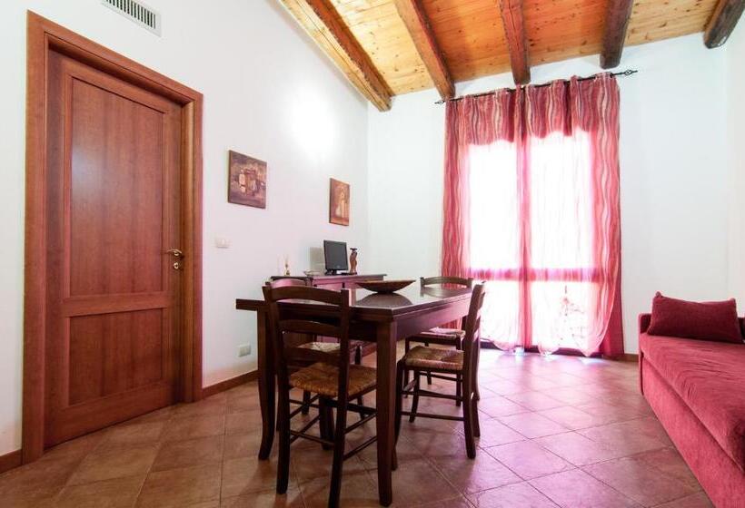 פונדק Le Case Al Quadrato