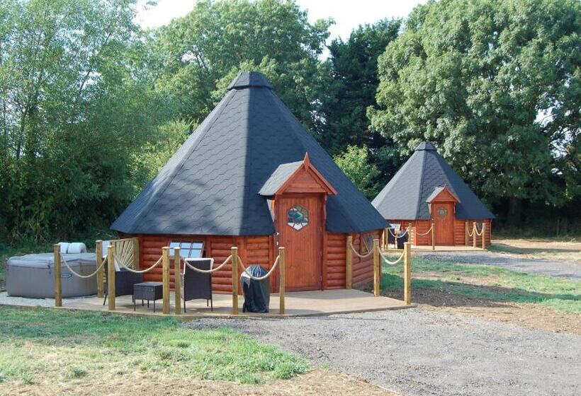 פונדק Romantic Rural Retreats