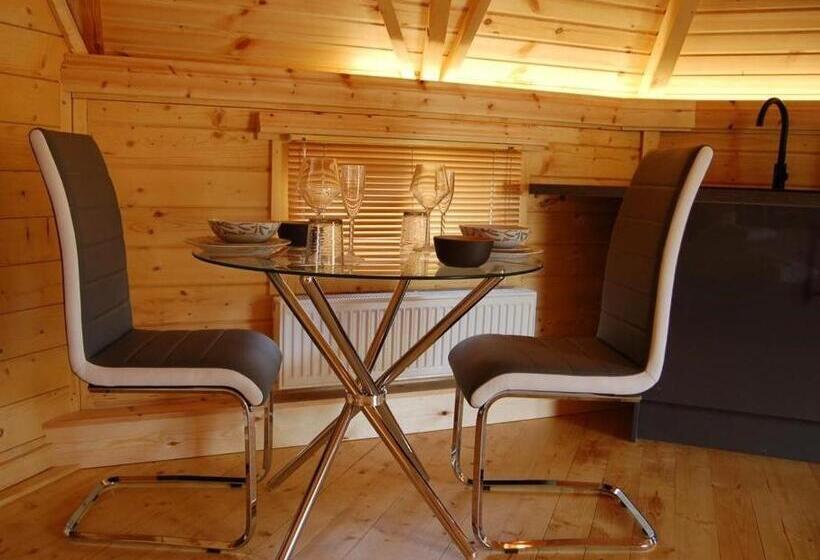 פונדק Romantic Rural Retreats