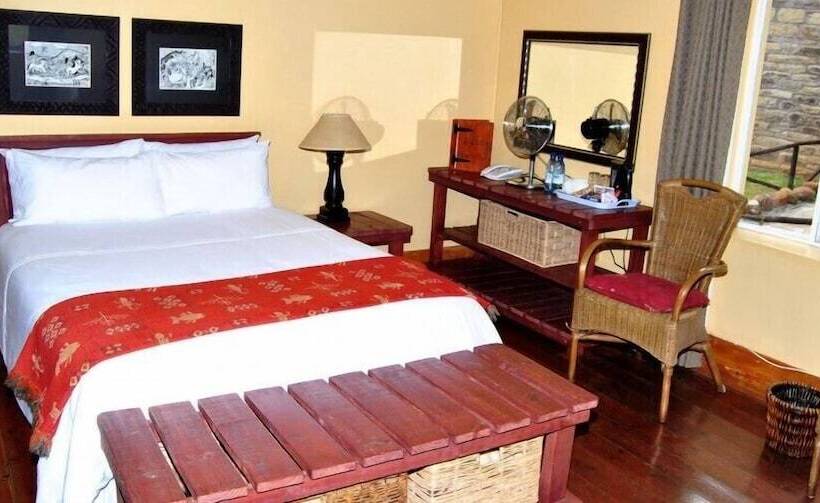 مسافرخانه Roydon Private Game Reserve