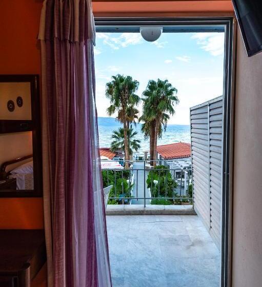 בית מלון כפרי Agamemnon Beach