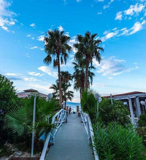 בית מלון כפרי Agamemnon Beach