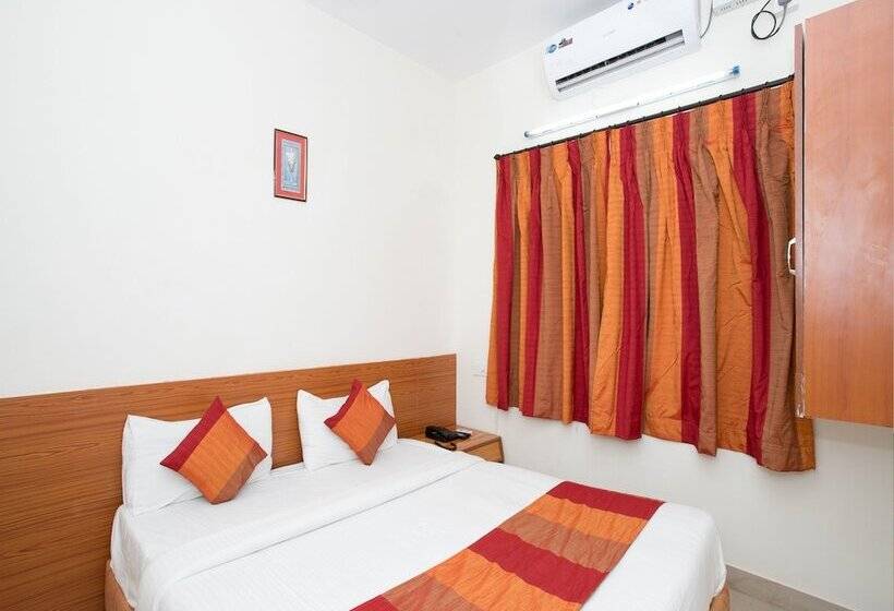 호텔 Airport Ac Transit Stay By Oyo Rooms