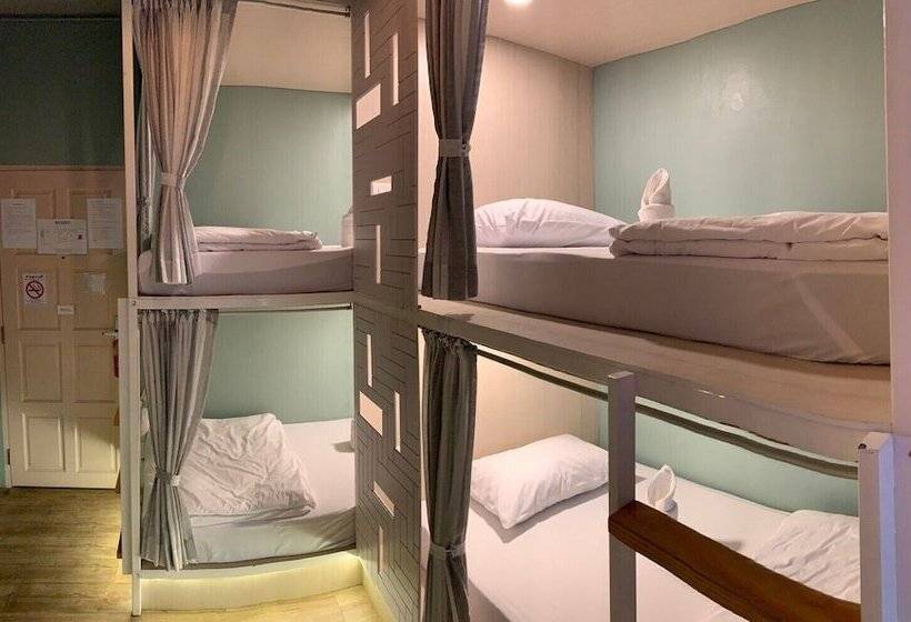 Отель Busket Hostel